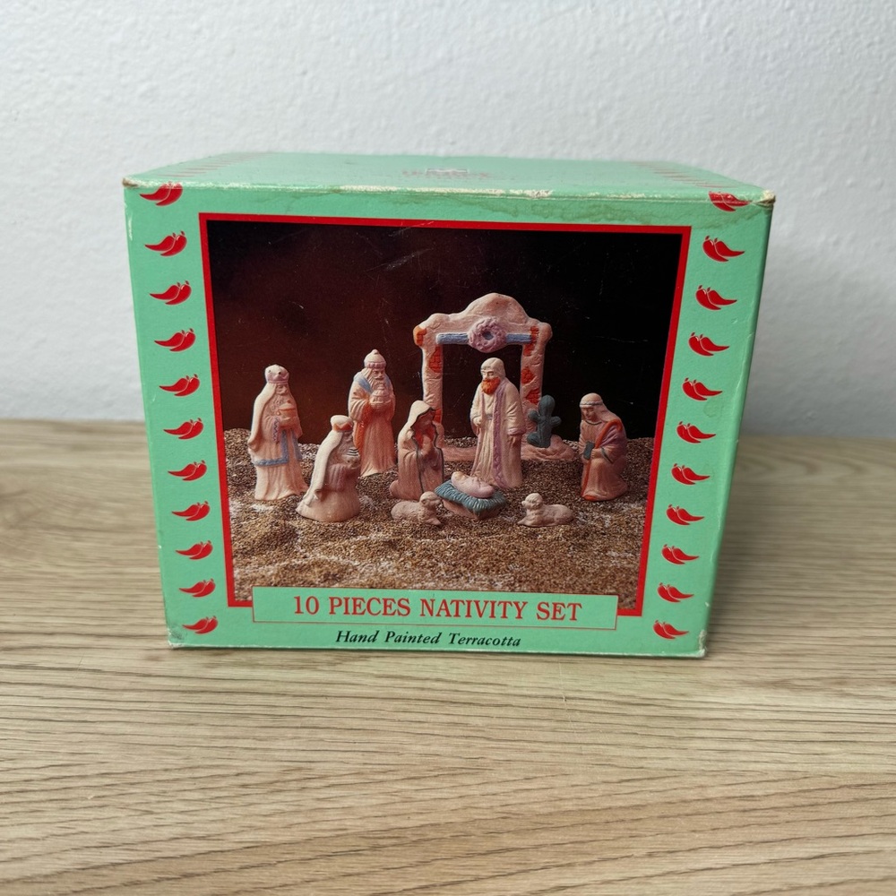 Holiday Time Southwest Themed Nativity Set Hand Painted Terracotta 10 Piece Set